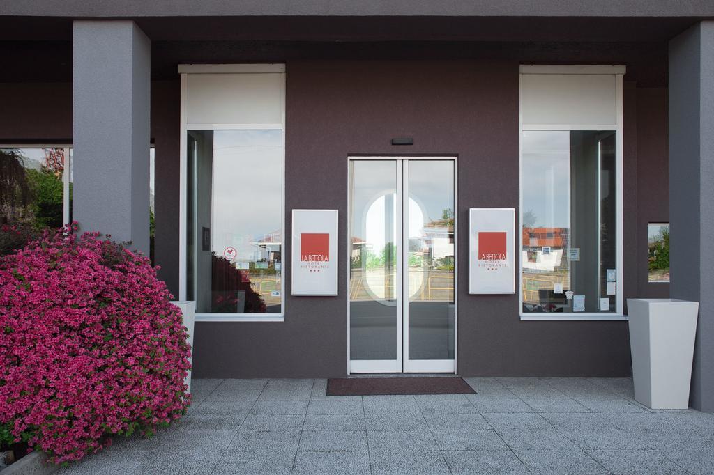 Hotel La Bettola Carisio Esterno foto