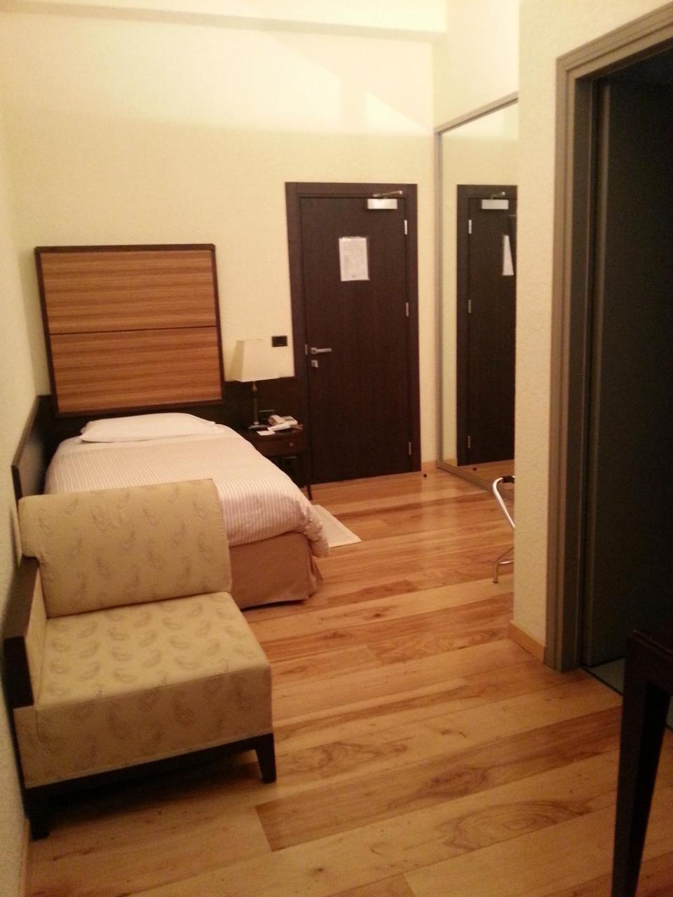 Hotel La Bettola Carisio Esterno foto